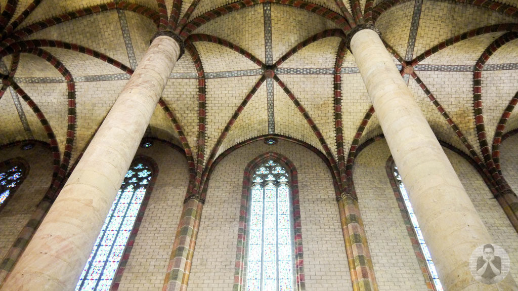 High ceilings of Couvent des Jacobins