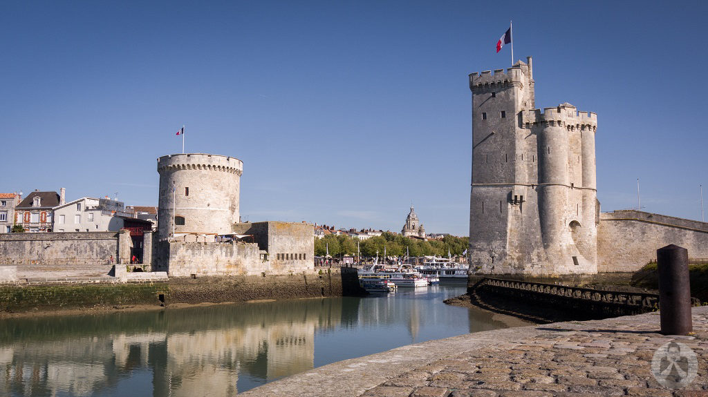 Tour de la Chaîne and Tour Saint-Nicolas de La Rochelle