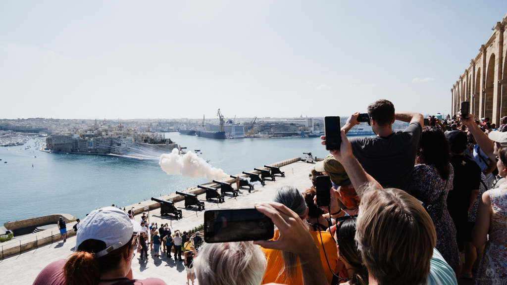 Saluting Battery with the view of Grand Harbour