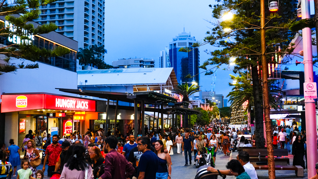 Fastfoods and the crowd