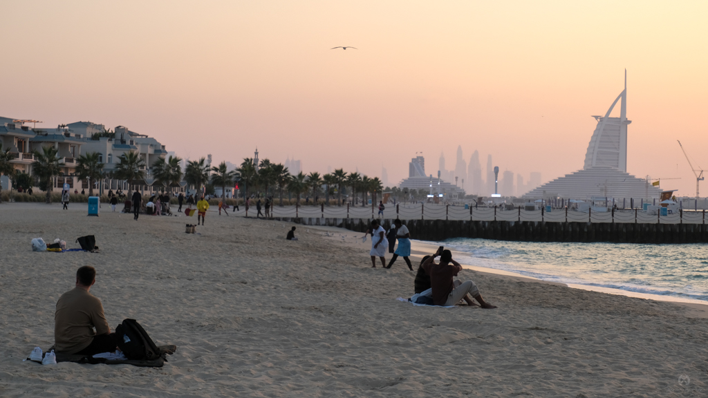 Kite Beach looking over Burj Al Arab