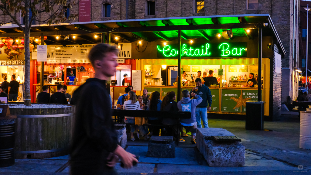 Cocktail bar at Broens