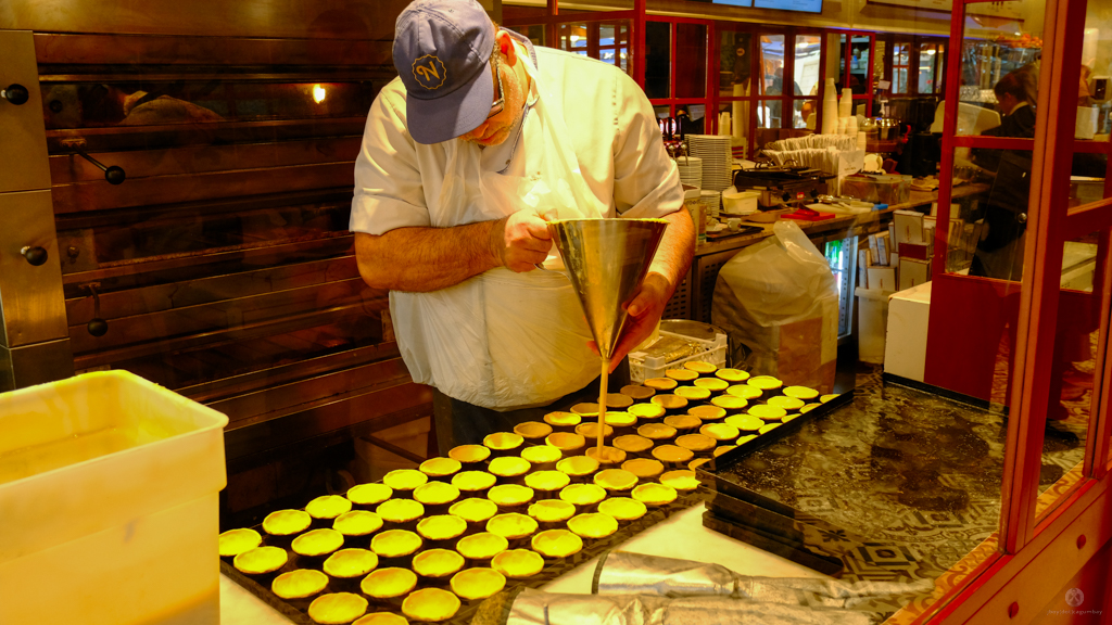 Pastel de nata. Or shall I say, Pasheeesshh! :fire-emoji: