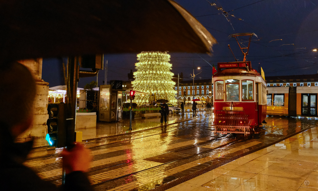 Dreamy rainy christmasy evening