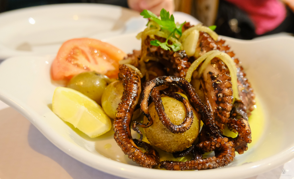 The death of this octopus was guraranteed justified. FOR SURE.