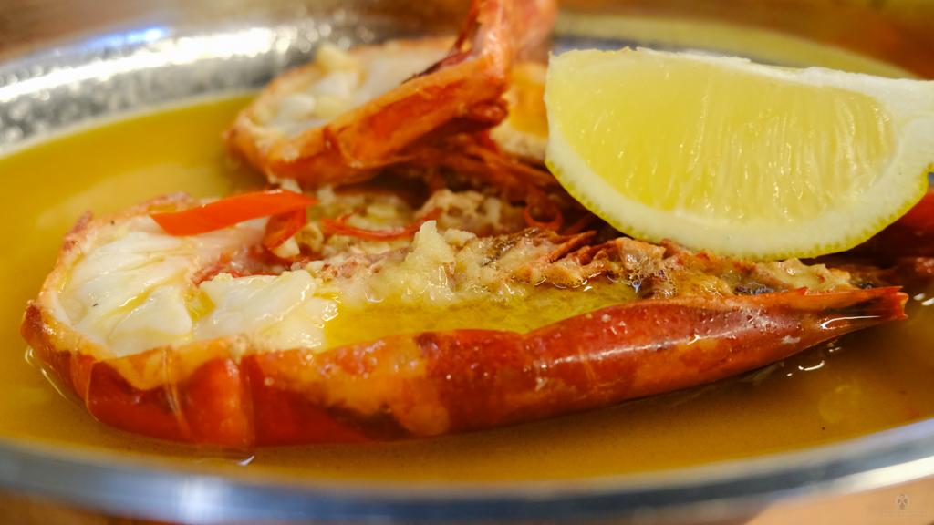 I was looking forward to this very red shrimp. Yessir! I suck every bit of this mf.