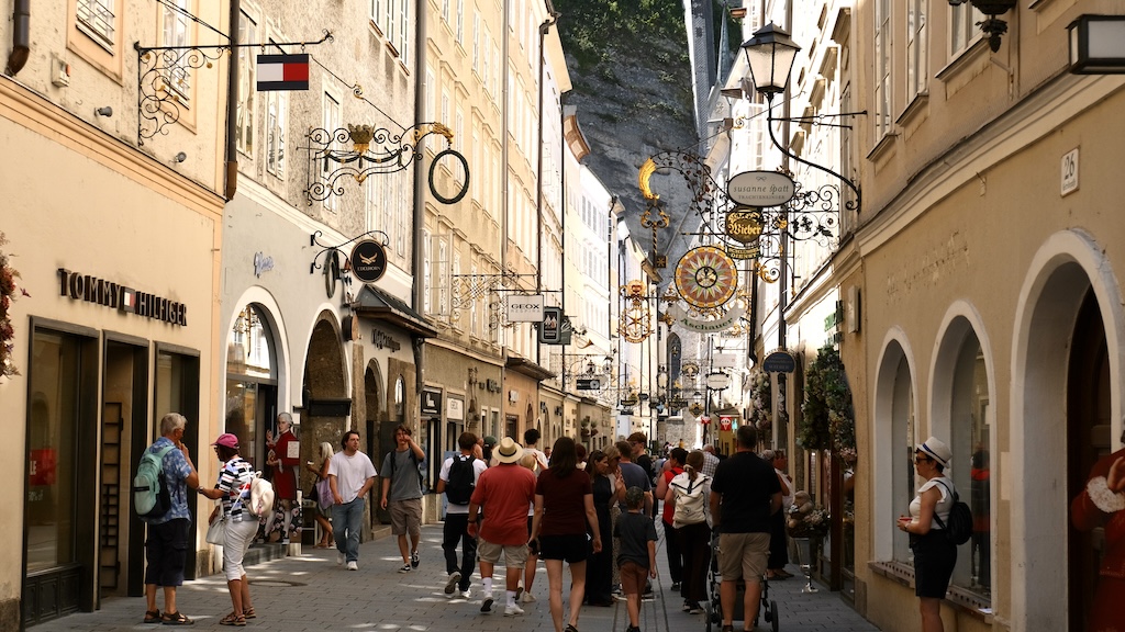 Getreidegasse - shopping street